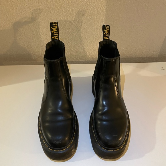Dr. Martens Shoes - Black Platform Dr. Martens Size 6.5